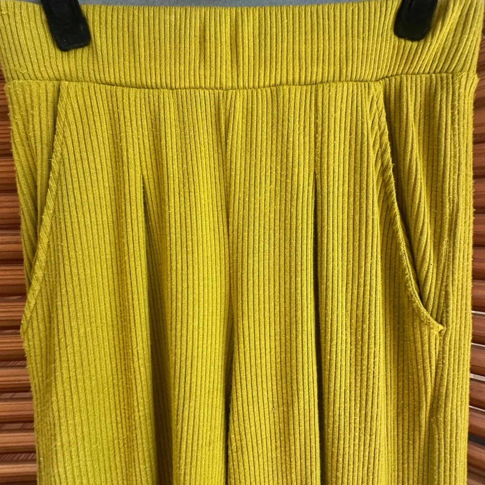 Whimsy + Row Set - Picture 5 of 8